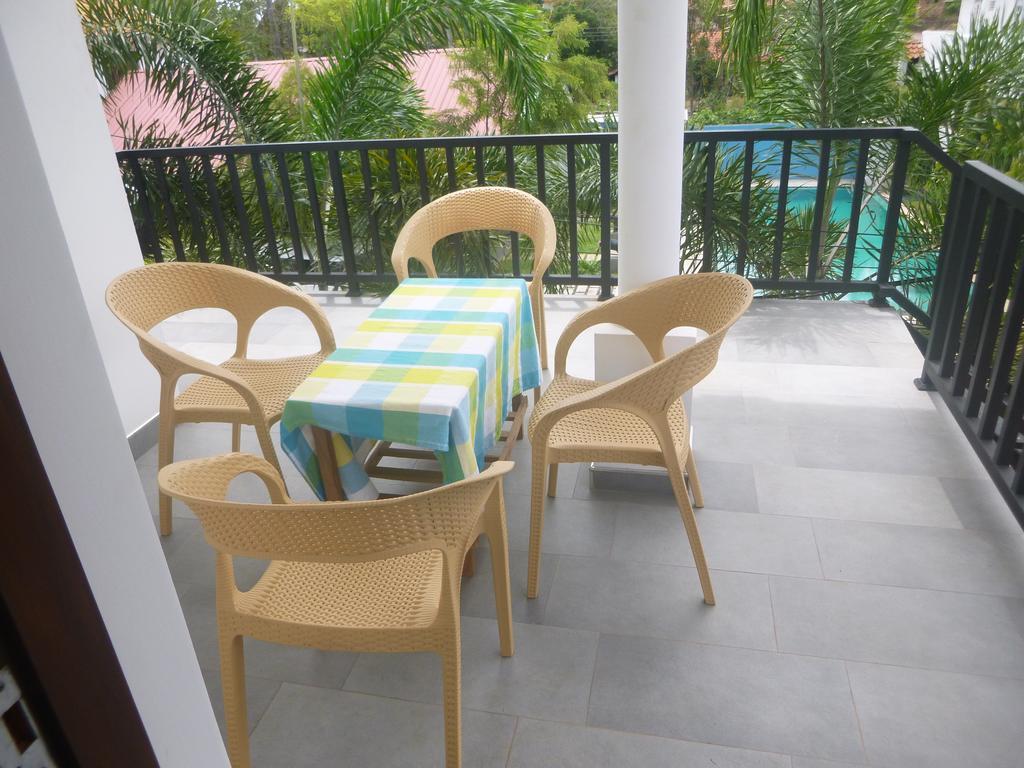 Pick & Go White House Acomodação com café da manhã Negombo Exterior foto
